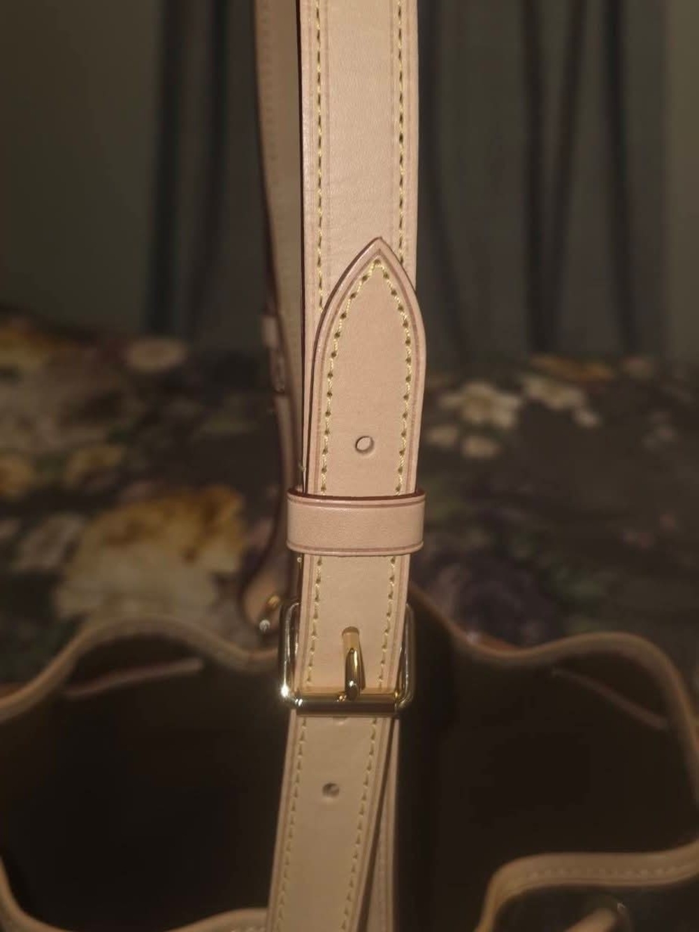 Louis Vuitton Monogram Drawstring Bucket Bag GM - Brown with Natural Trim - Picture 10 of 16
